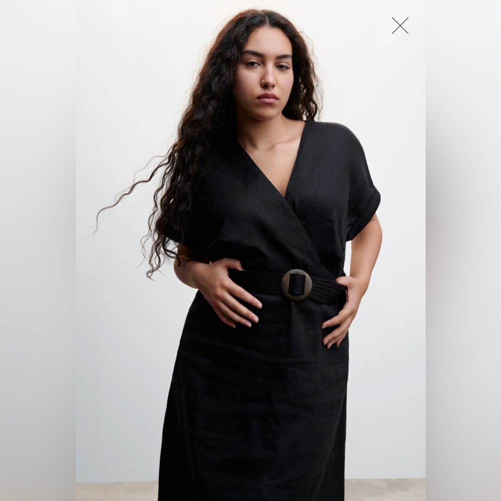 @@@MANGO@@@ Belt linen dress 423AMORE
Straight design. Midi design. Size: 1XL